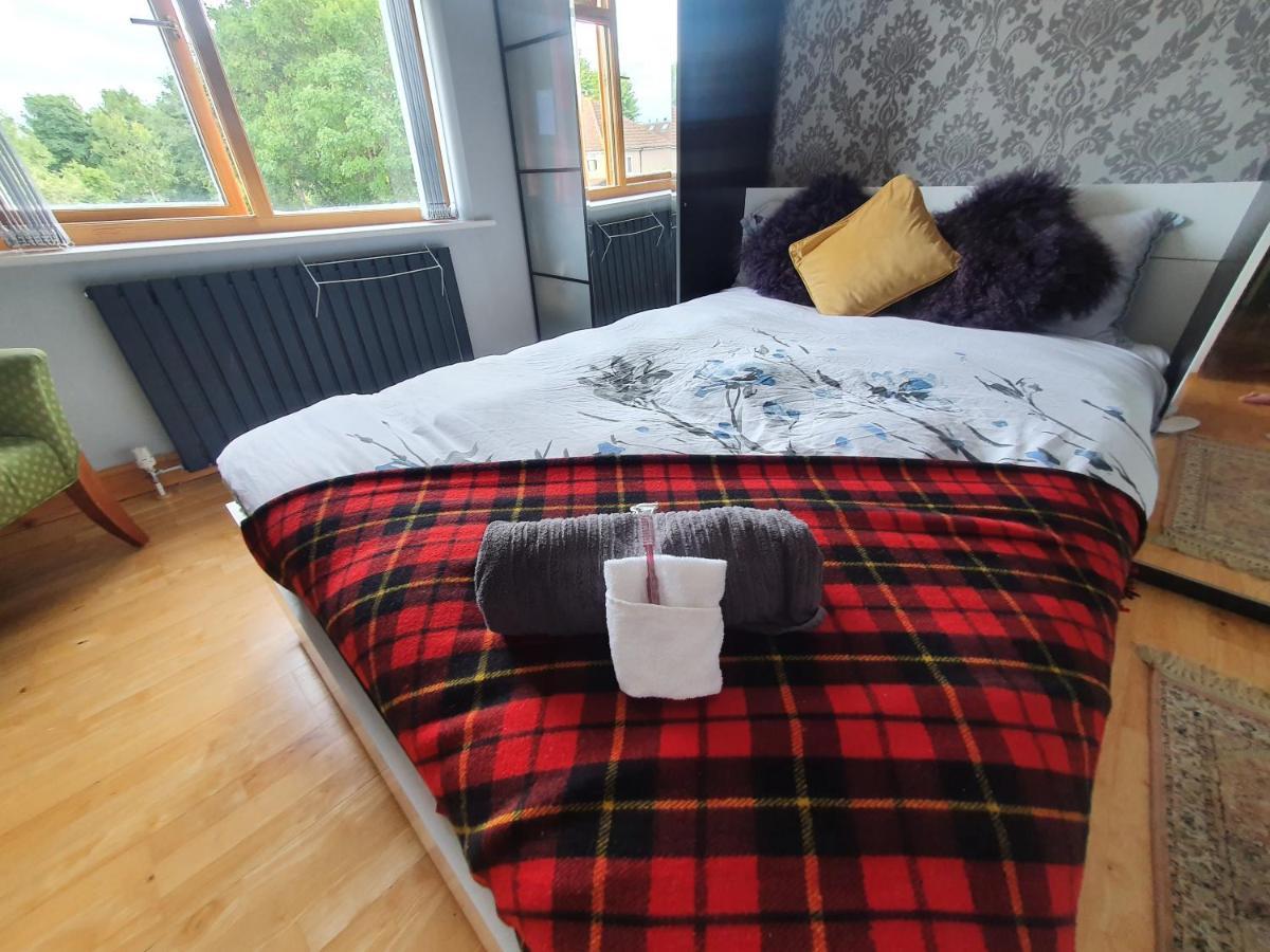 Beautiful Guest Rooms, Free Parking, 30Min Heathrow, 40Min Wembley, 60Min Central London Greenford  Exteriör bild