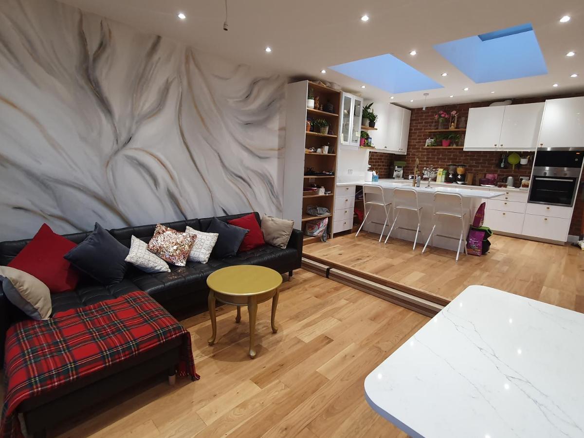Beautiful Guest Rooms, Free Parking, 30Min Heathrow, 40Min Wembley, 60Min Central London Greenford  Exteriör bild