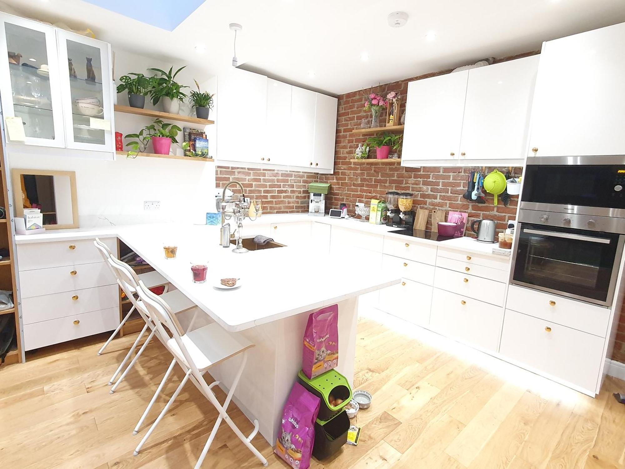 Beautiful Guest Rooms, Free Parking, 30Min Heathrow, 40Min Wembley, 60Min Central London Greenford  Rum bild